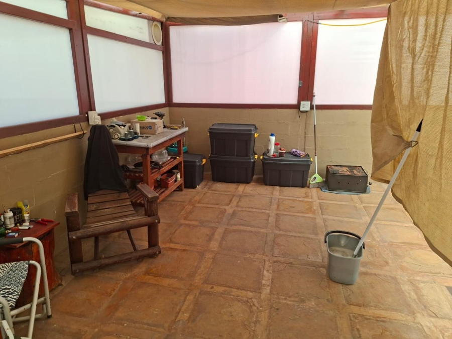 5 Bedroom Property for Sale in Protea Heights Western Cape
